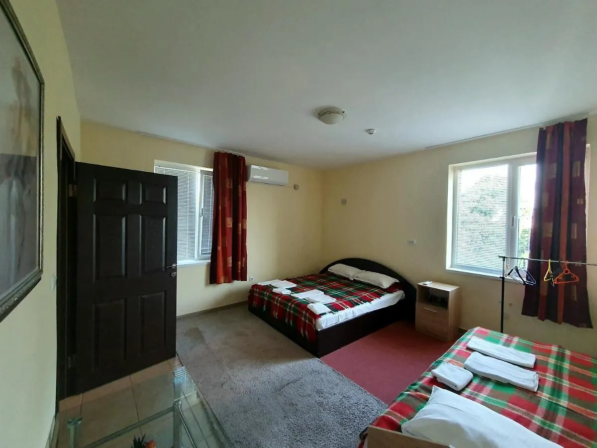 Hotel Viriks Burgas Locanda